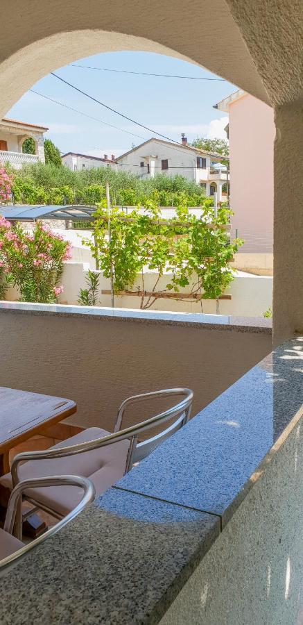Apartments Benkovic Башка Экстерьер фото