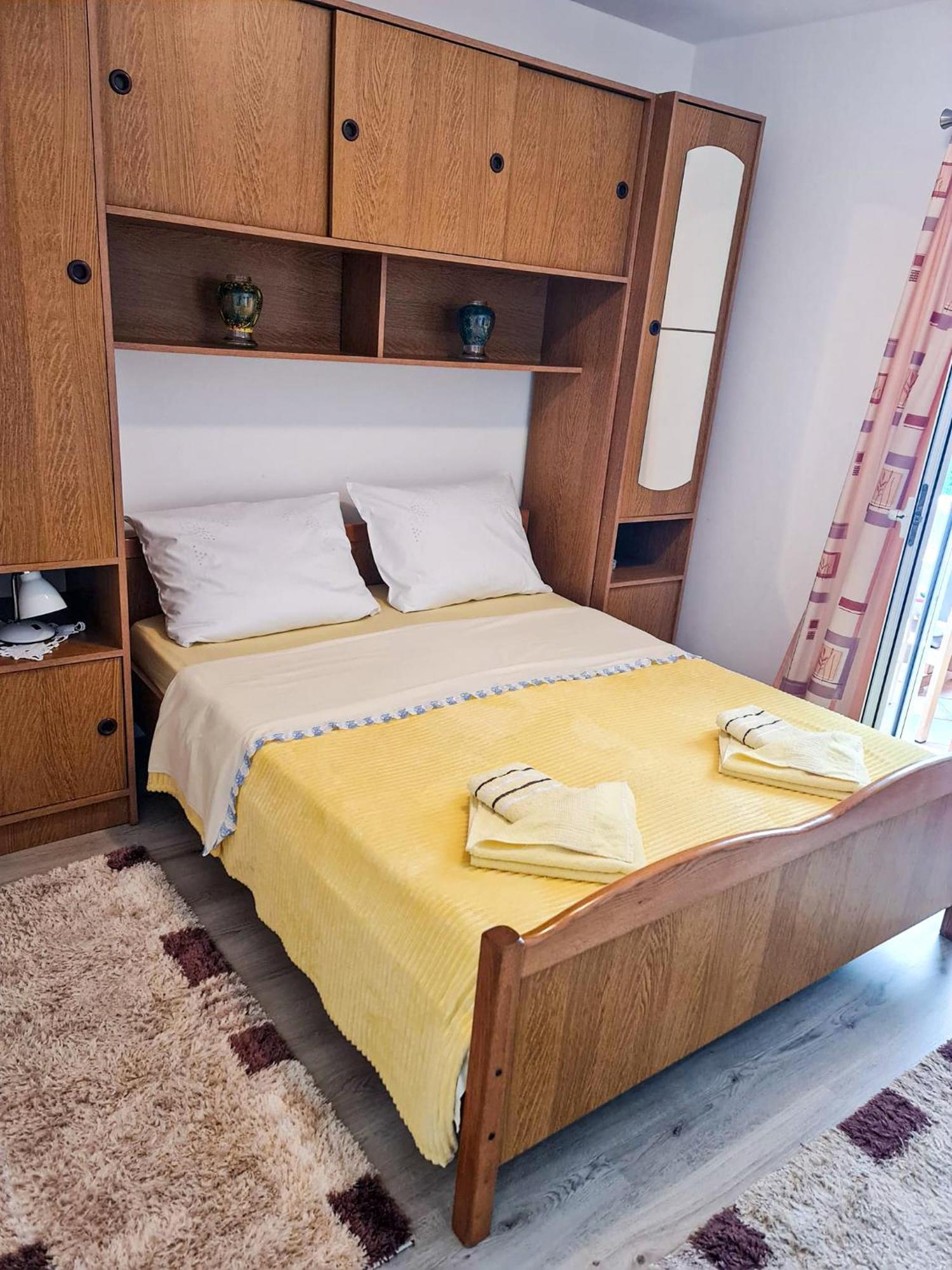 Apartments Benkovic Башка Экстерьер фото